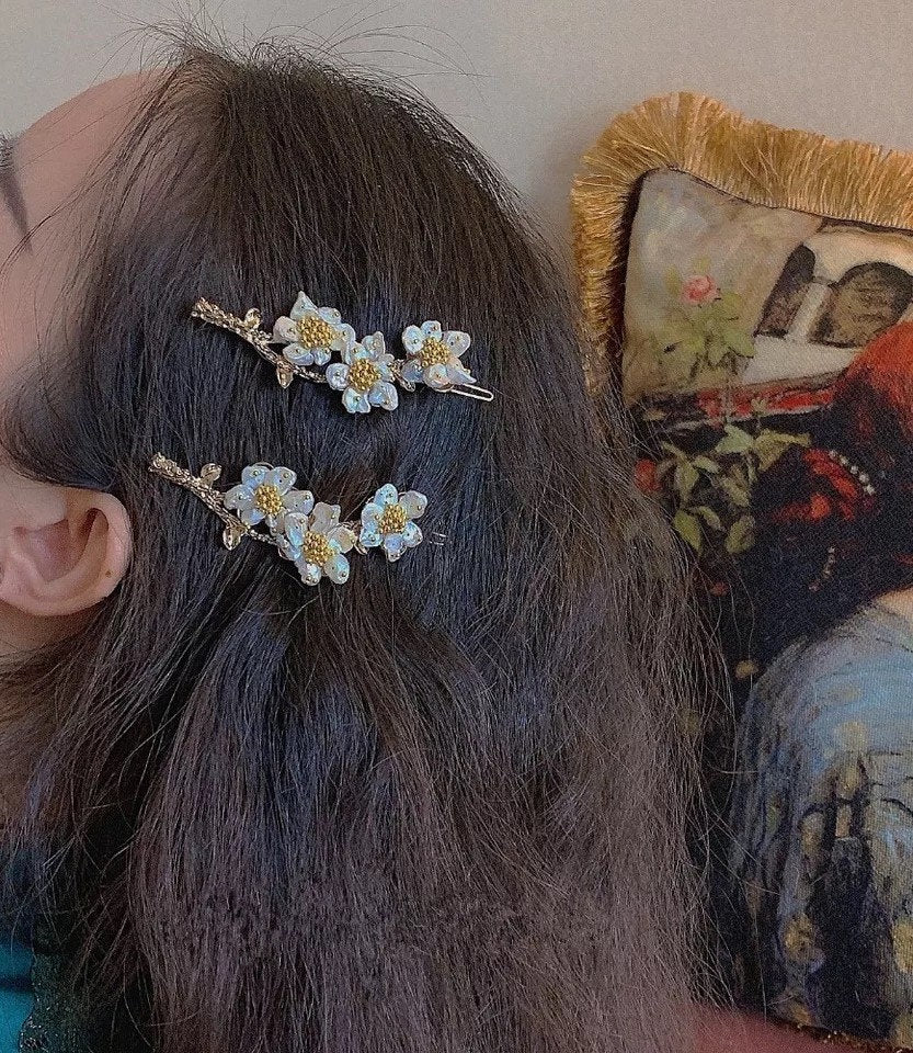 One Vintage Hair Barrette
