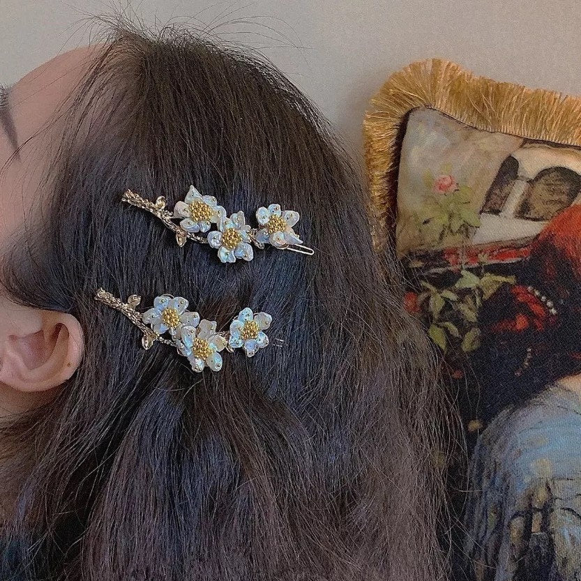 One Vintage Hair Barrette