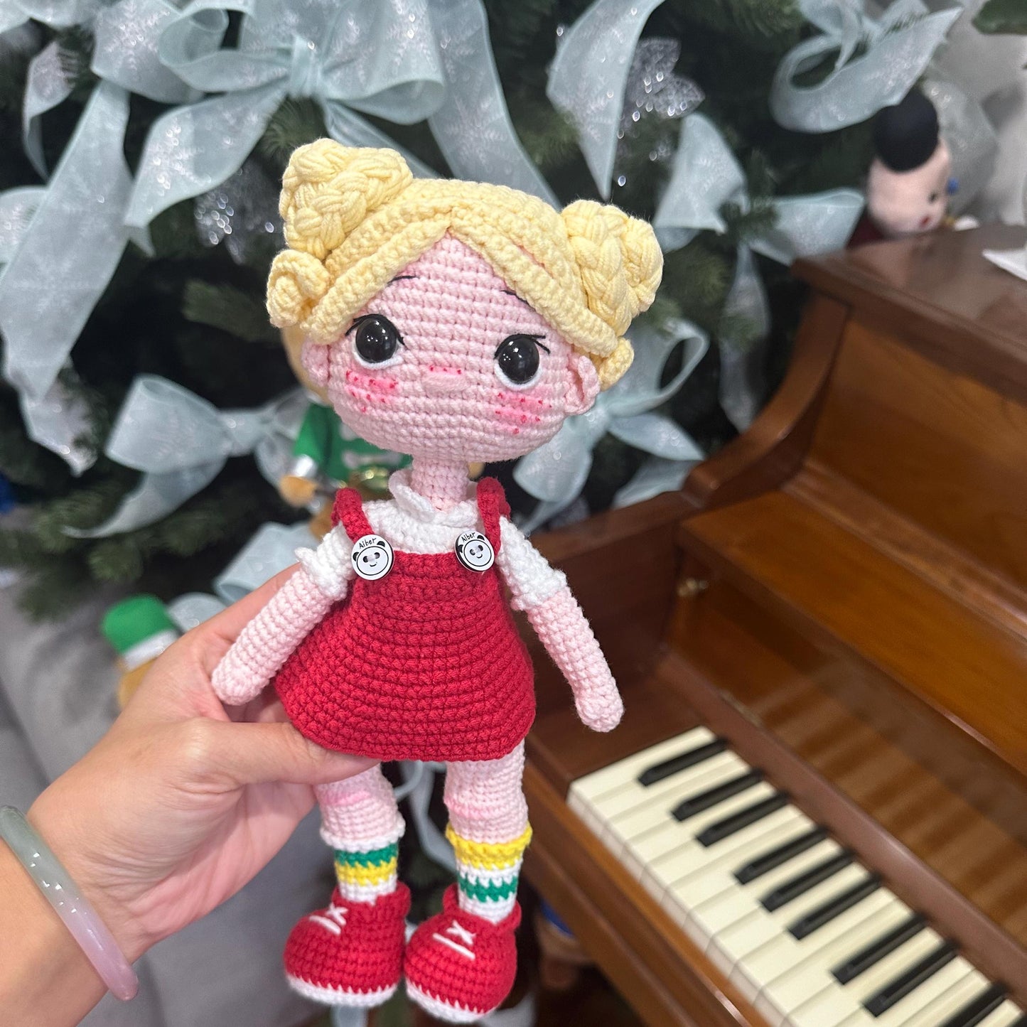 Crochet Doll D011