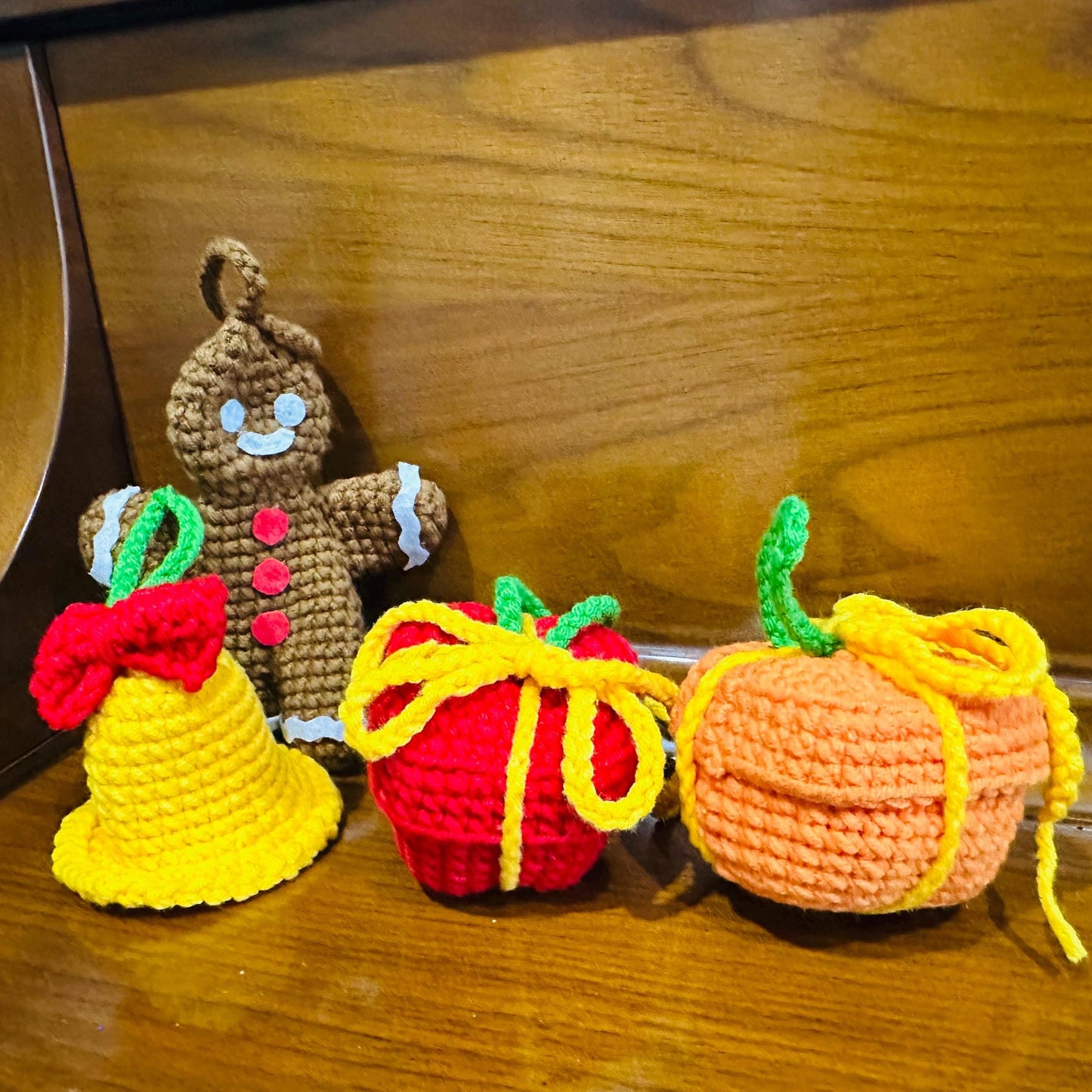Christmas Boxed Ornaments O-05