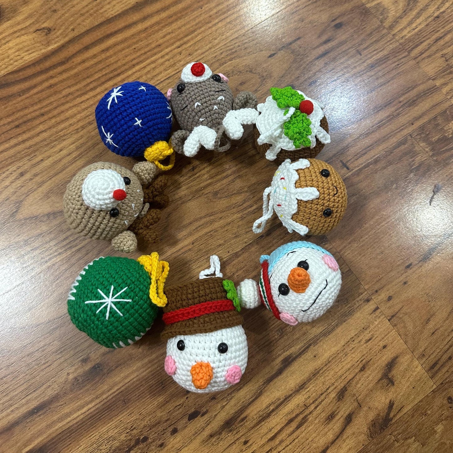 Christmas Boxed Ornaments O-07