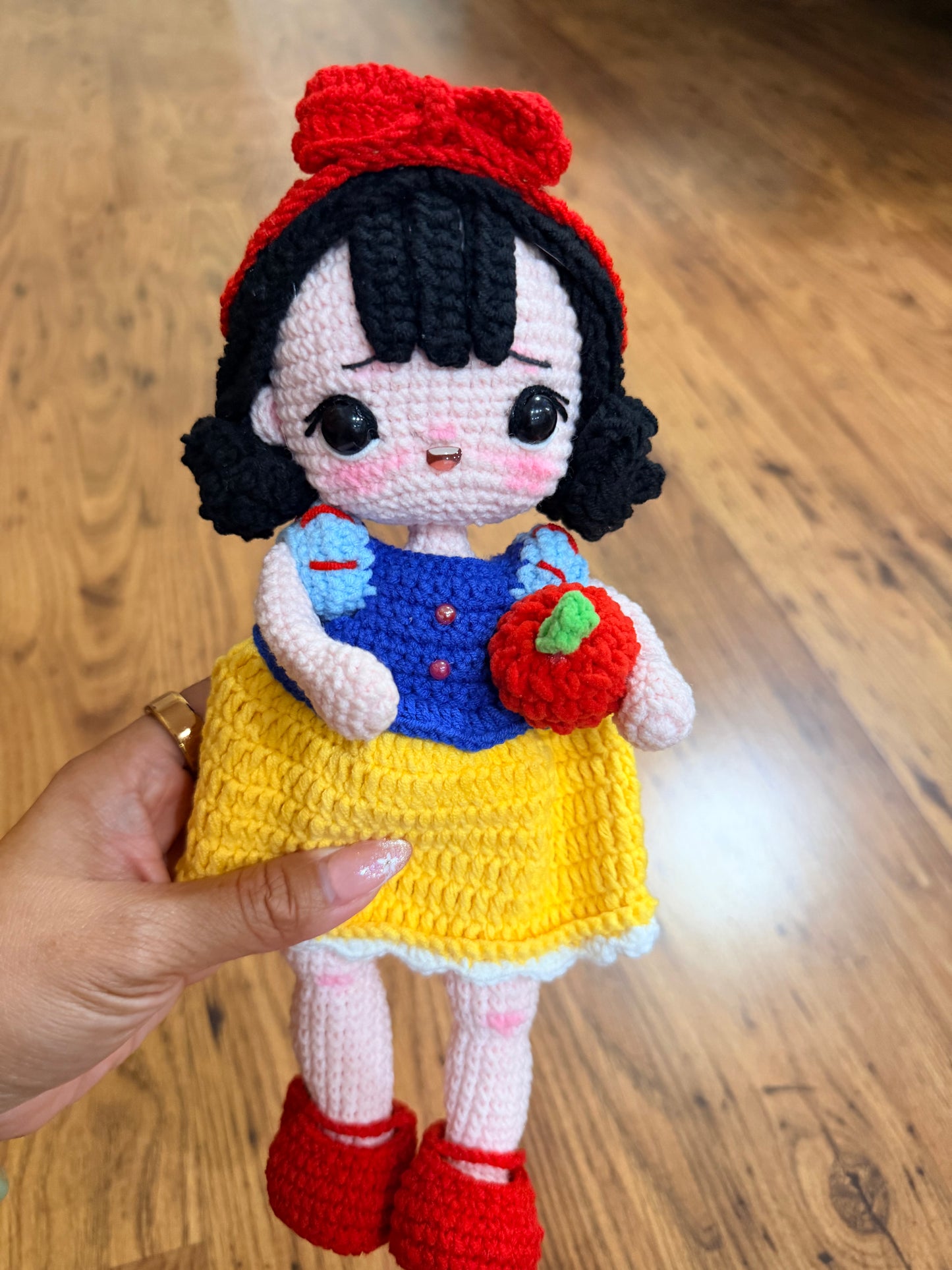 Snow White Crochet Stuffed Animal / Amigurumi Doll