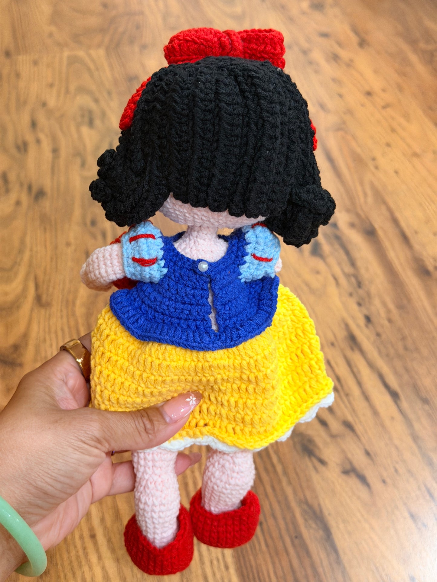 Snow White Crochet Stuffed Animal / Amigurumi Doll